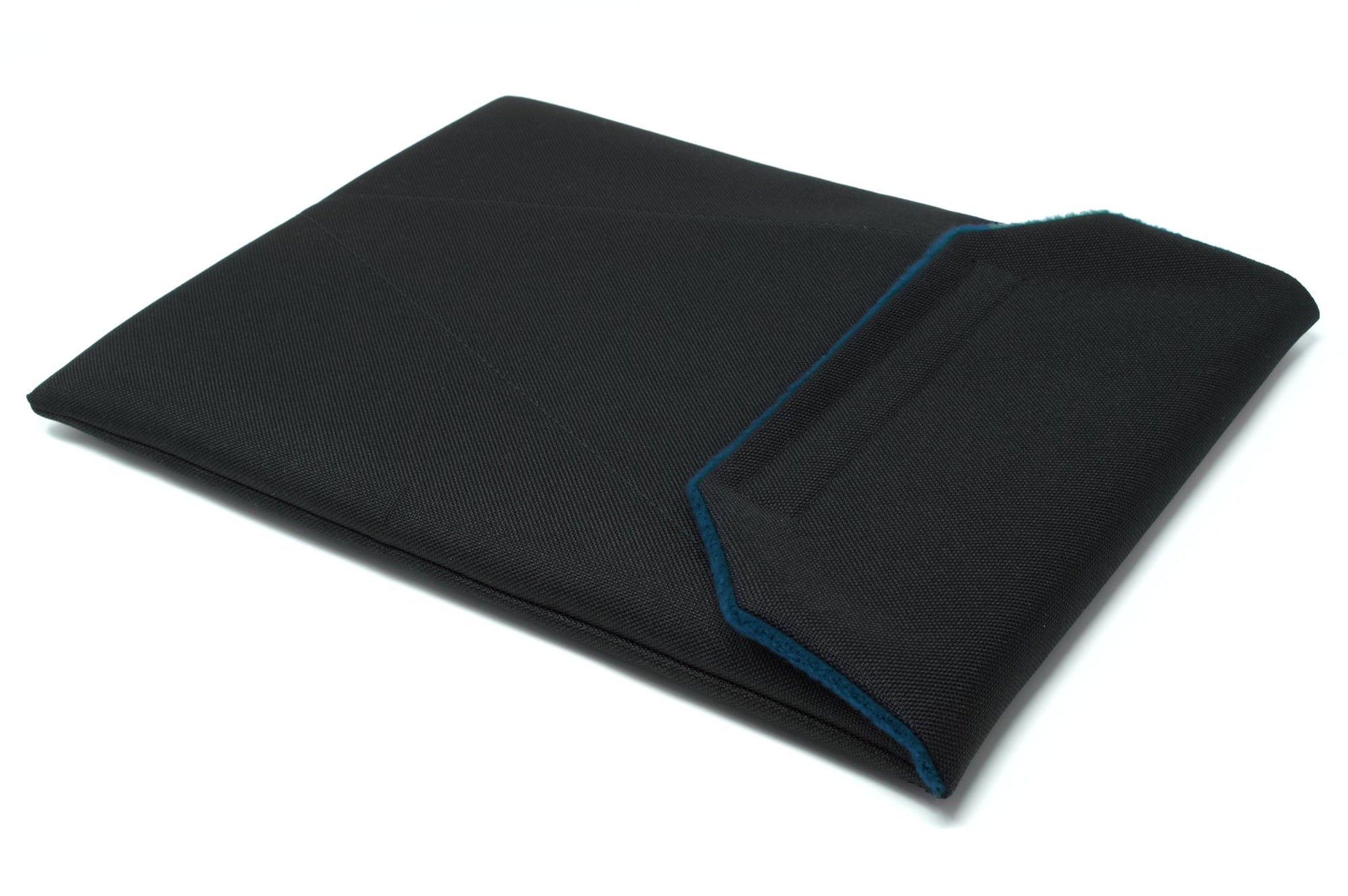 Microsoft Surface Laptop 13.5-inch Sleeve Case - Everyday Plus (Black)