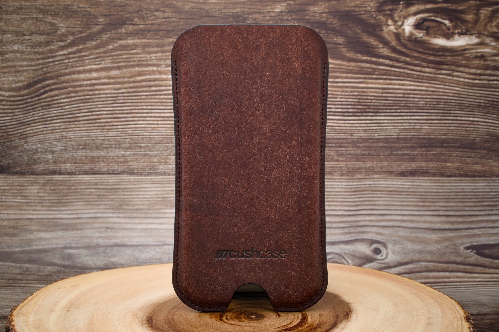 iphone 15 pro sleeve - brown