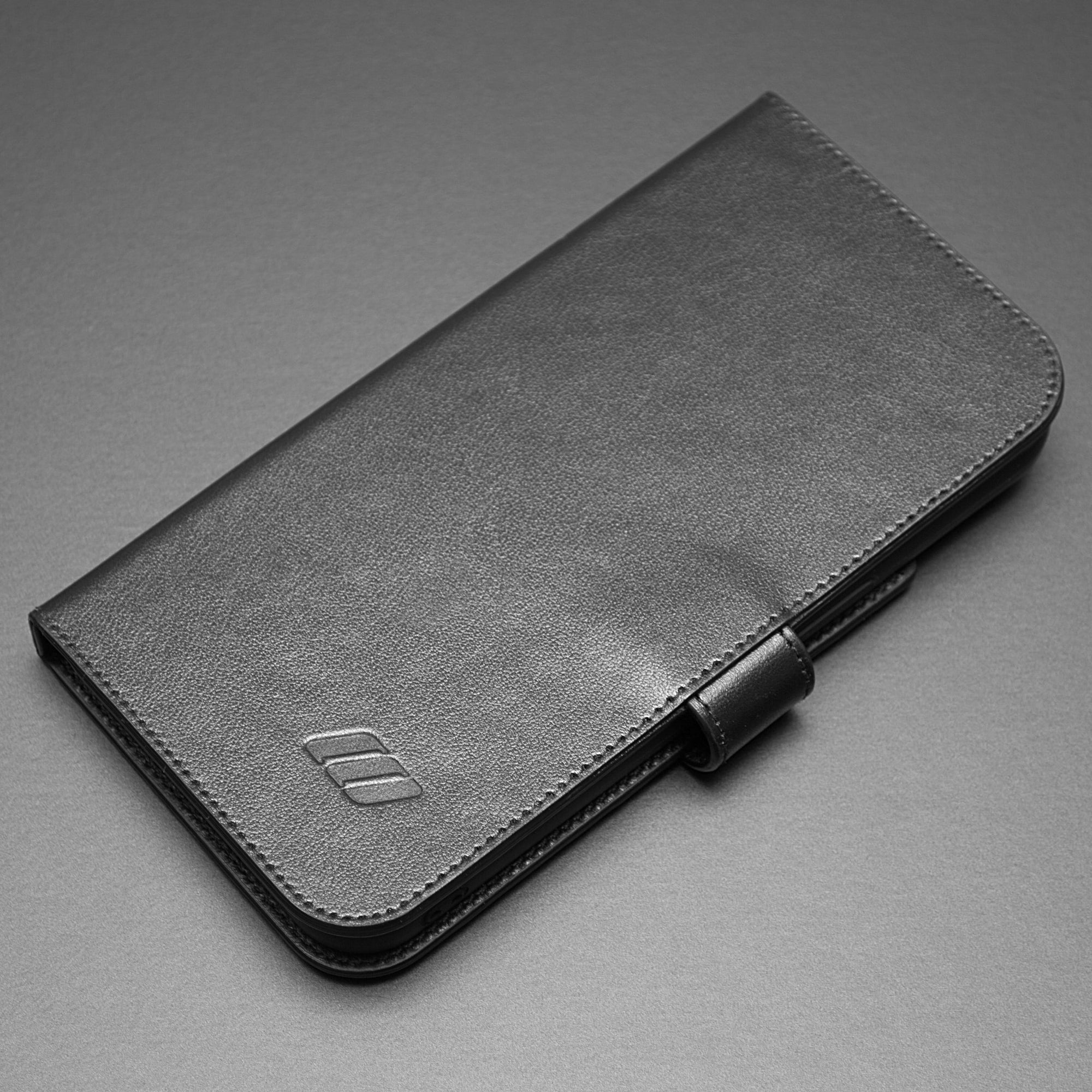 Apple iPhone 14 Leather Folio Case - Black
