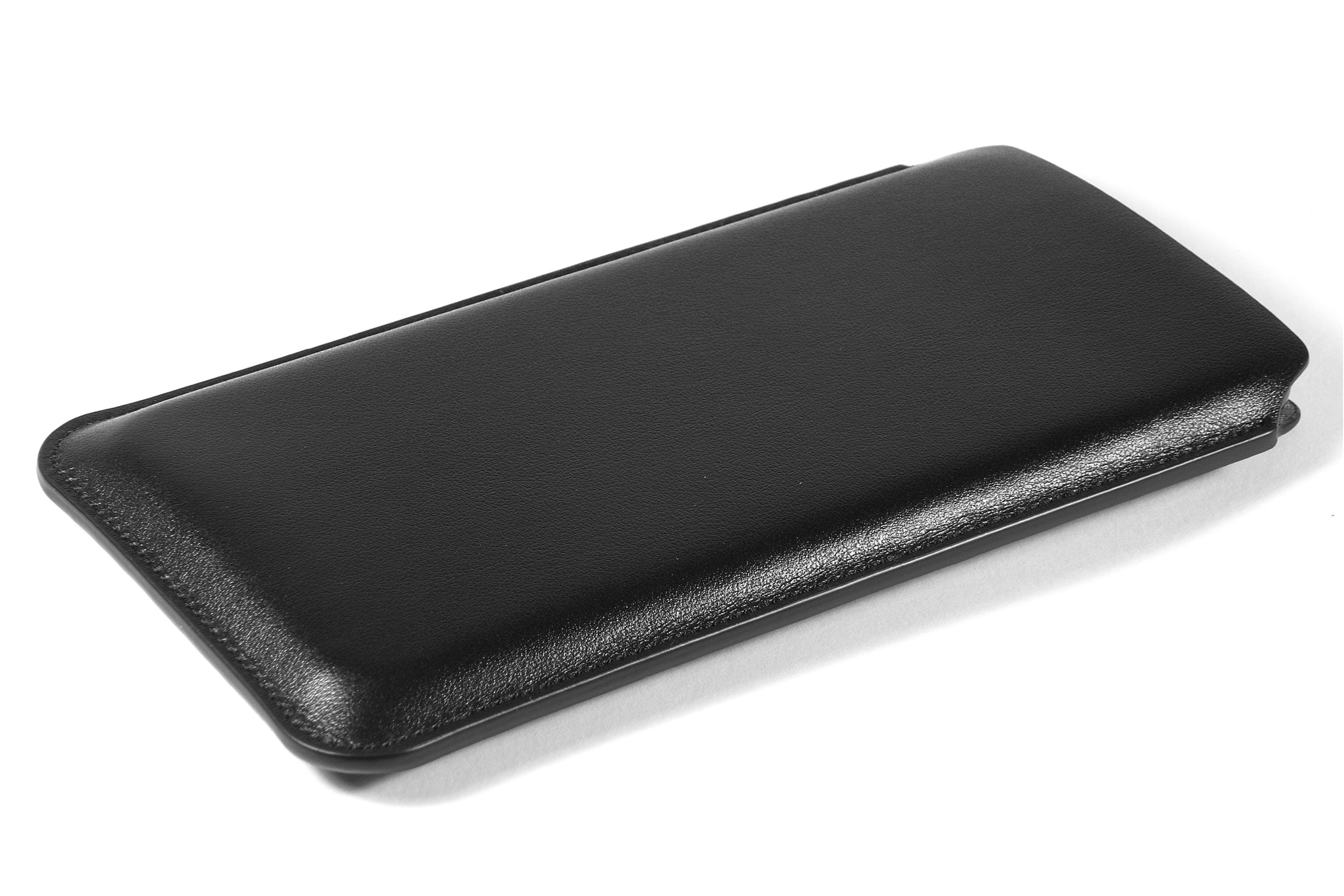 iPhone XR Leather Case Pouch - Skinny Fit - Black