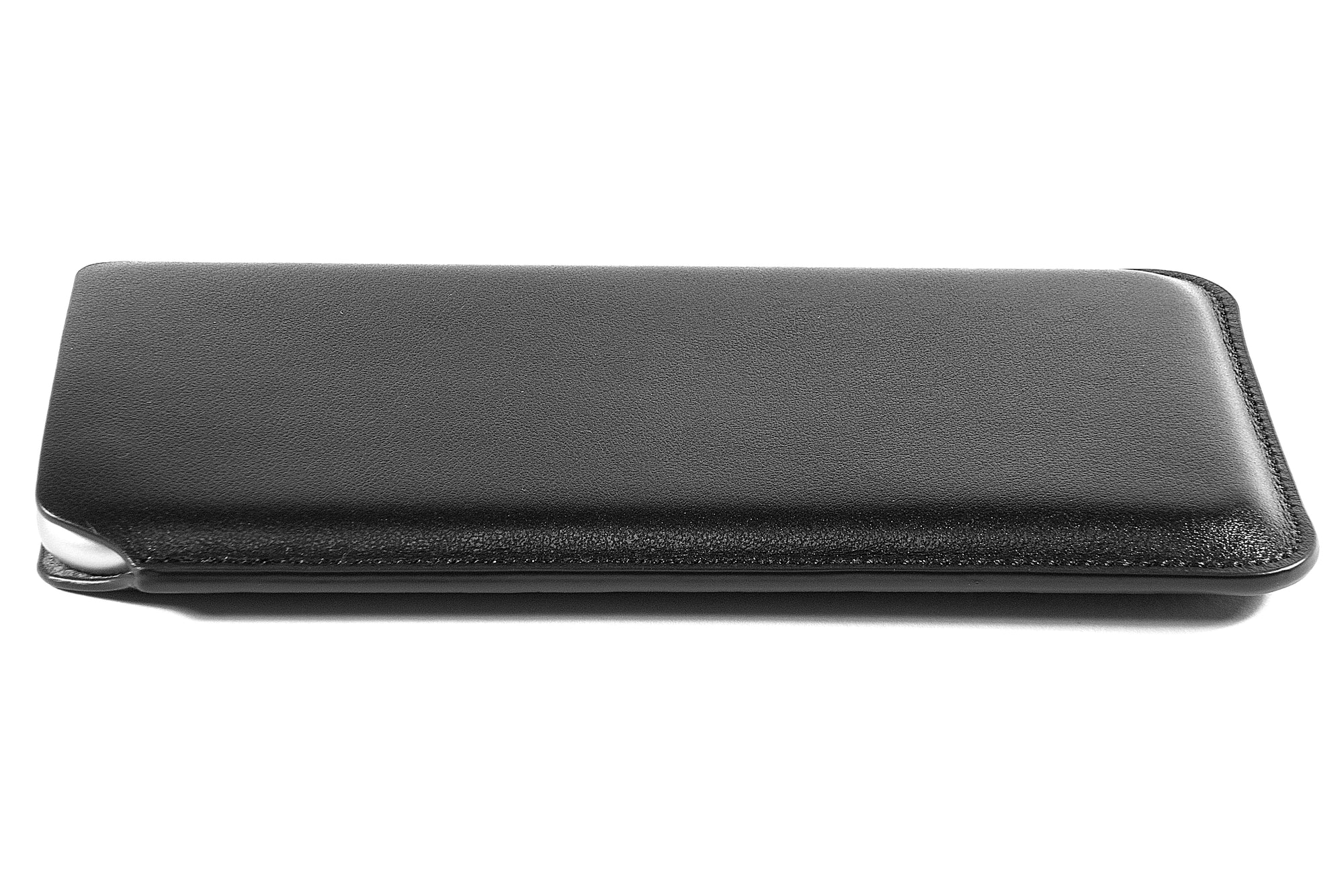 iPhone 11 Leather Case Pouch - Skinny Fit - Black